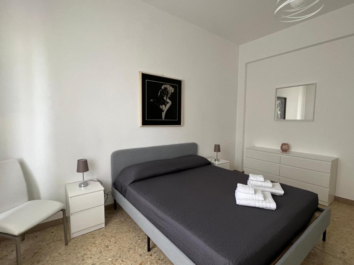 Manubella Appartamento 5 Vani Con Giardino La Spezia Eksteriør billede