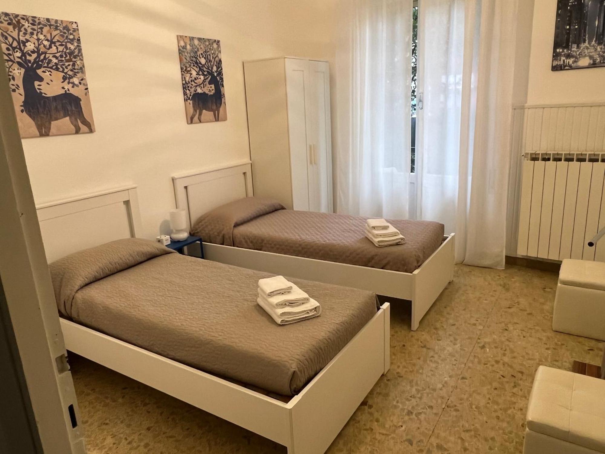 Manubella Appartamento 5 Vani Con Giardino La Spezia Eksteriør billede